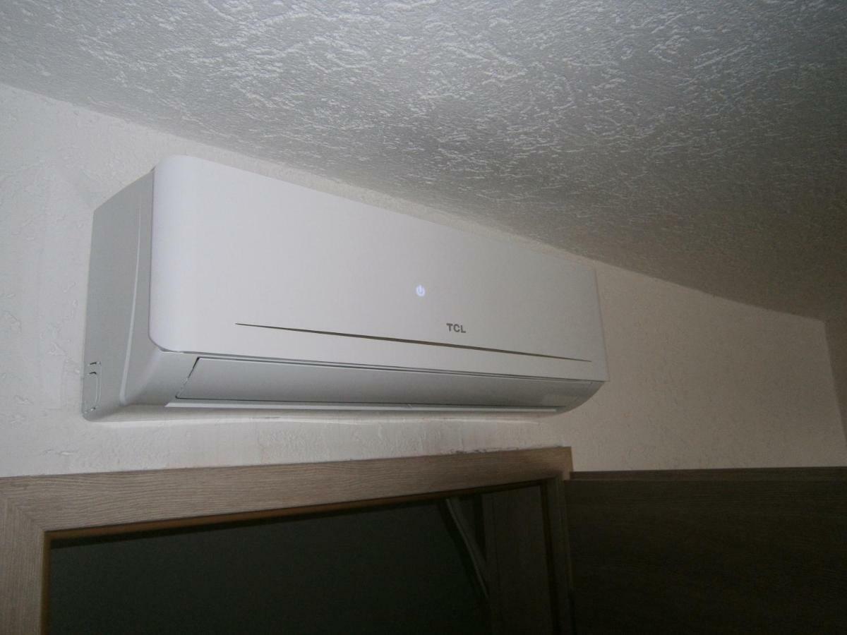 Appartement Wohnen Im Ehemaligen Kaminstudio Mit Klimaanlage à Wittenberg Extérieur photo