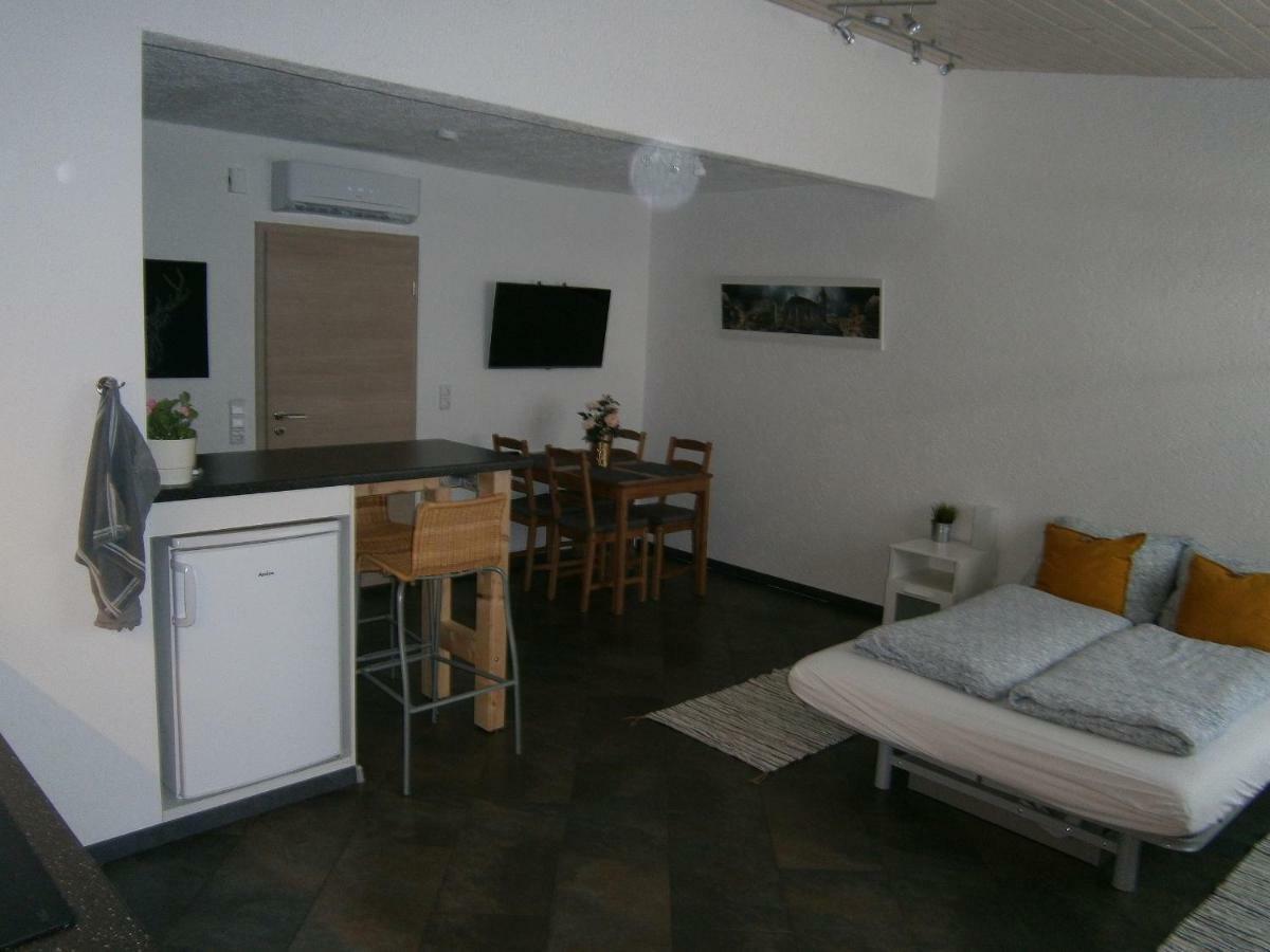 Appartement Wohnen Im Ehemaligen Kaminstudio Mit Klimaanlage à Wittenberg Extérieur photo