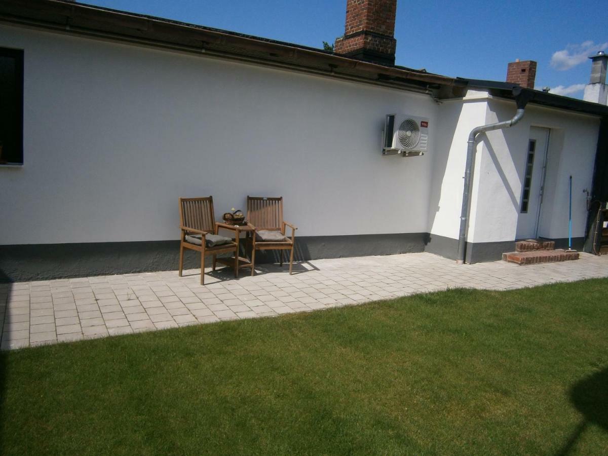Appartement Wohnen Im Ehemaligen Kaminstudio Mit Klimaanlage à Wittenberg Extérieur photo
